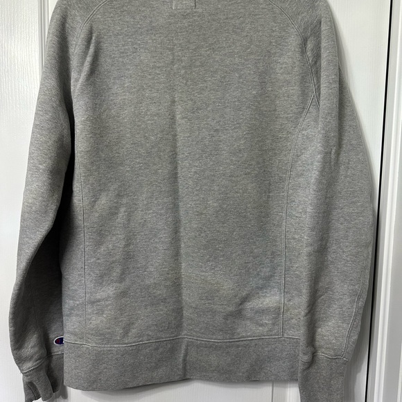 Men’s champion grey sweatshirt size S - Picture 4 of 4